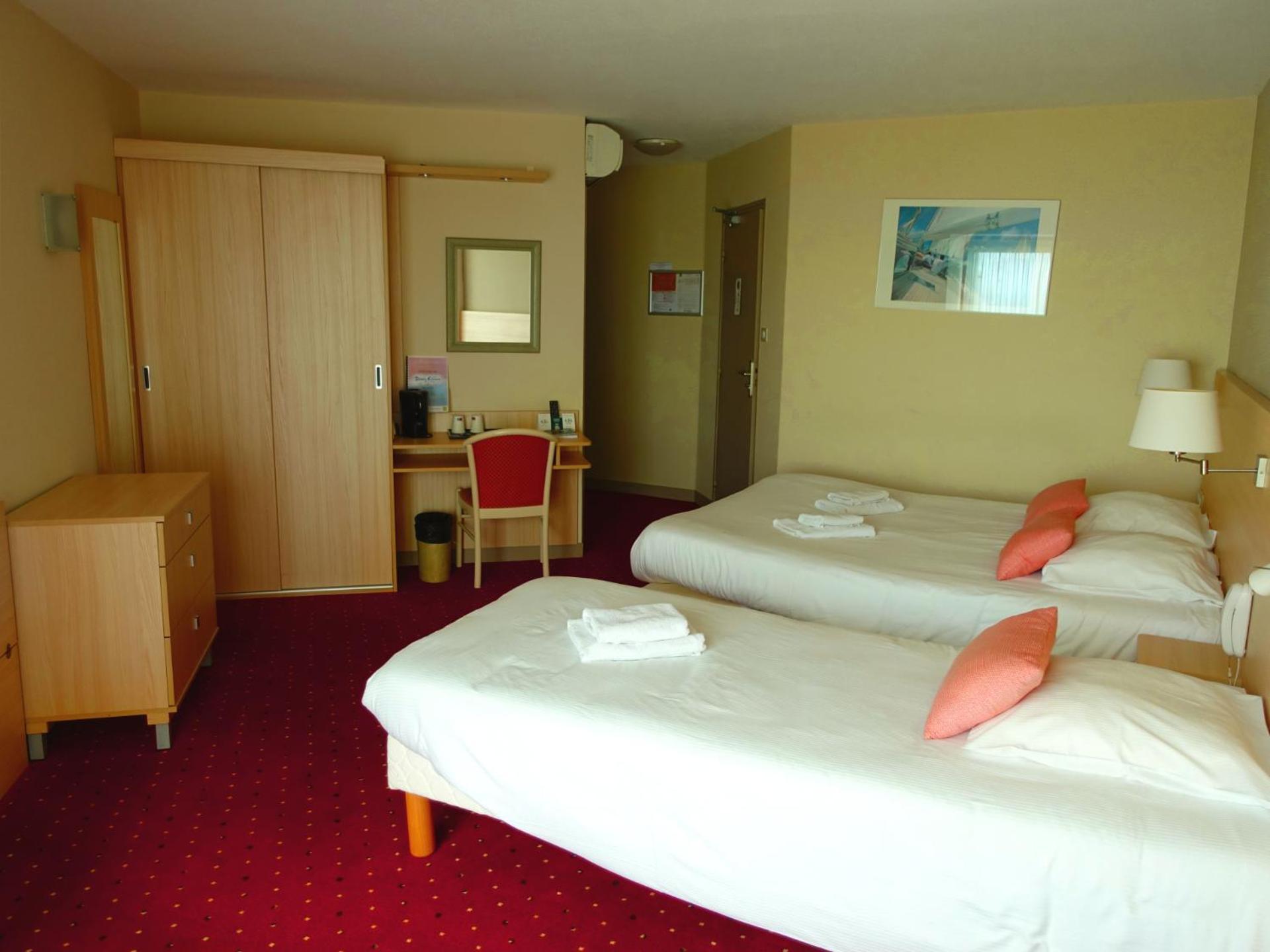 Hotel Breiz Armor Pouldreuzic Esterno foto